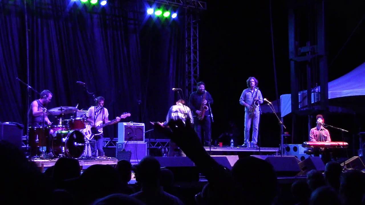 Houndmouth - 