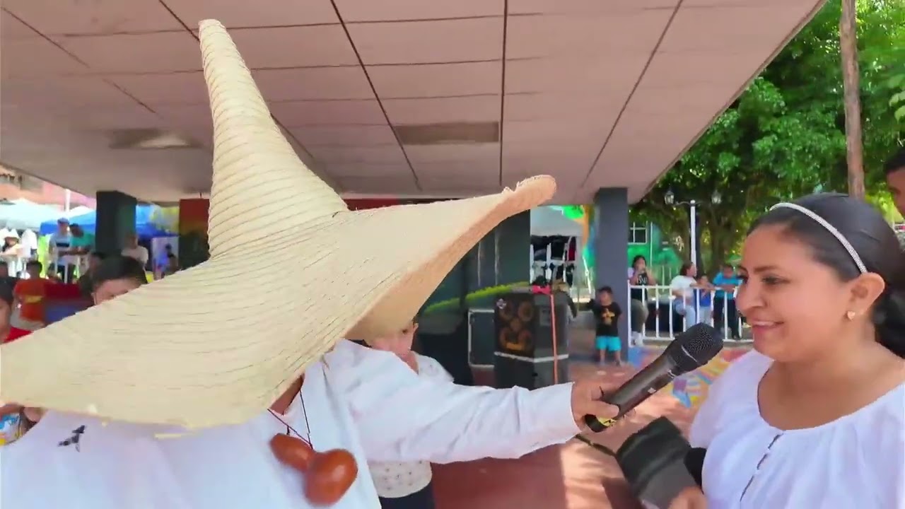 PRESENTACION DEL CIPITIO EN EL FESTIVAL DE INVIERNO 2025