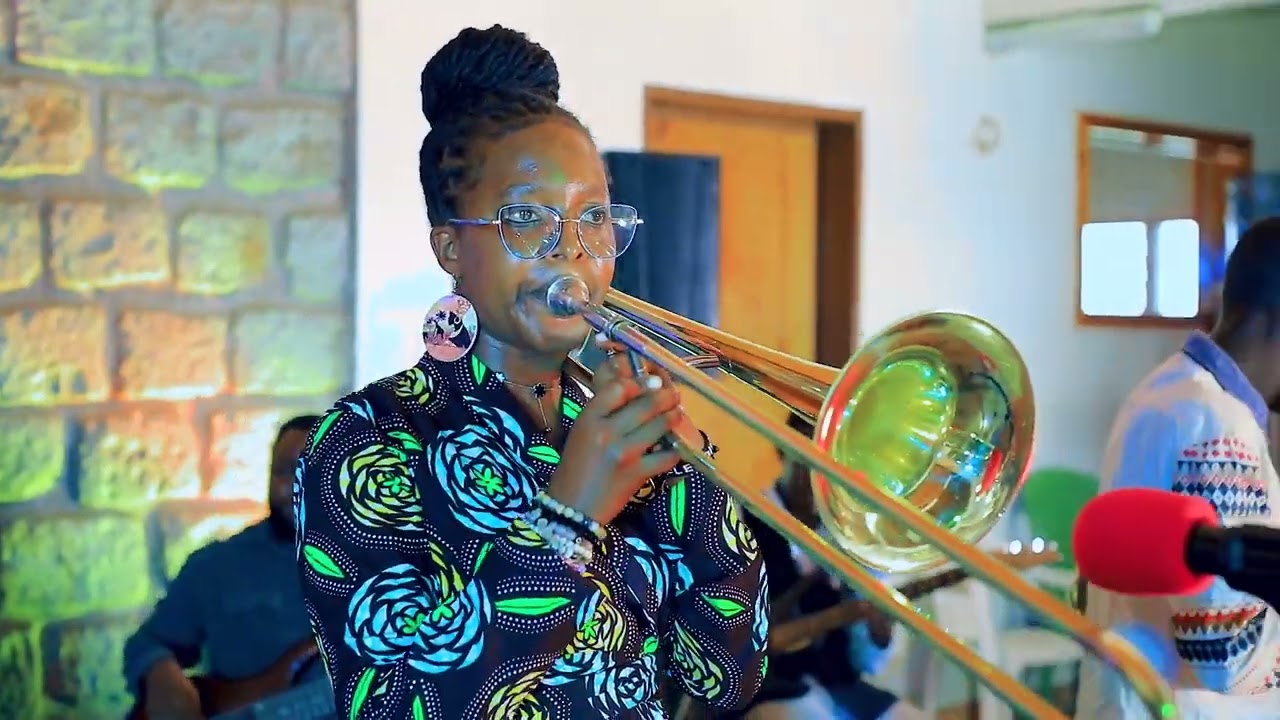 African praises music in Trumpet 