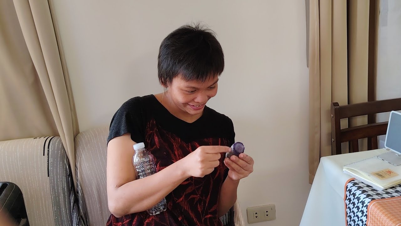 MAY BISITA SA BAHAY NI MR. J