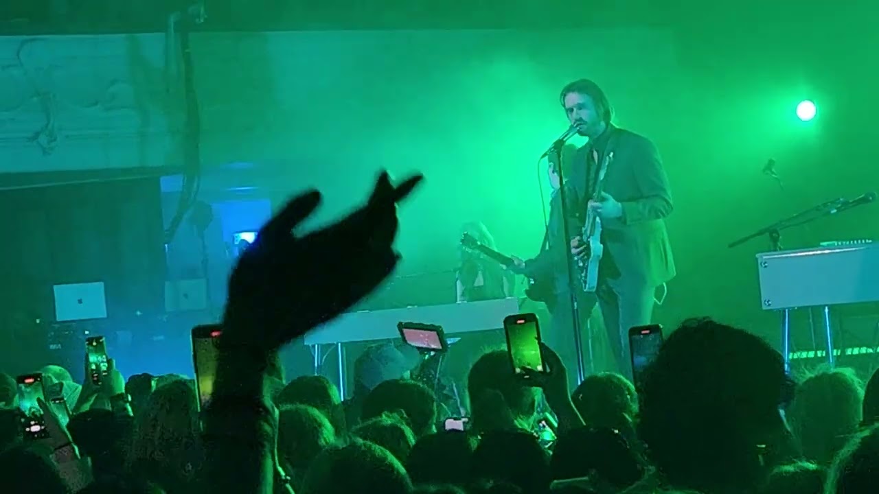 Finneas  - Lotus Eater - Auckland 7 Jan 2025