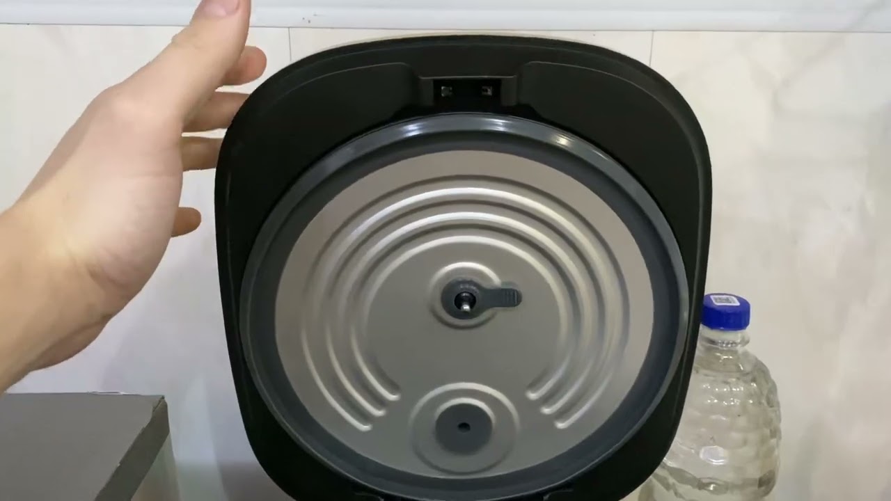 Мультиварка RED SOLUTION M4300 после первого приготовления сломалась