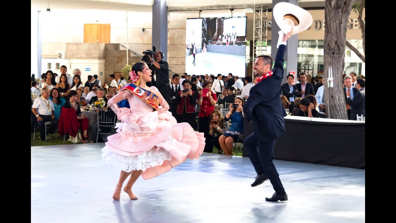 Gisela Gonzales y Hugo Romero | Evento corporativo