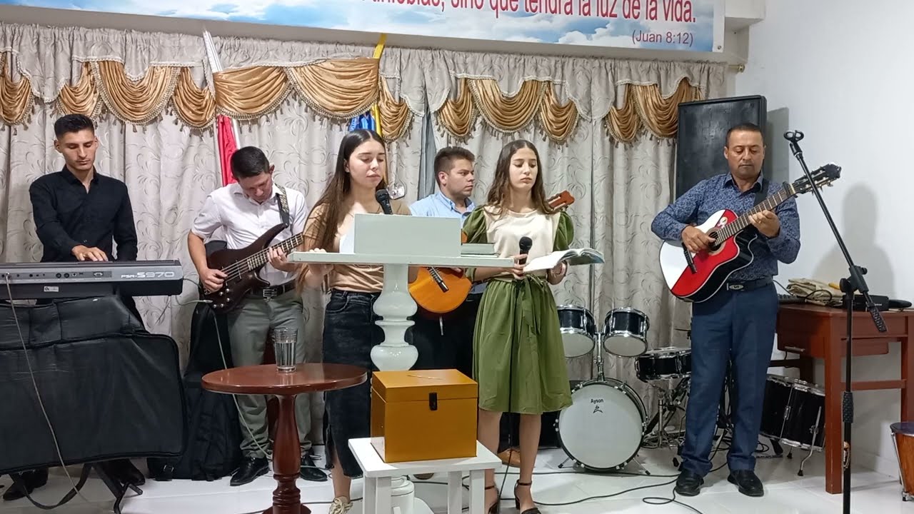 HERMANAS QUINTERO - Mansión Gloriosa