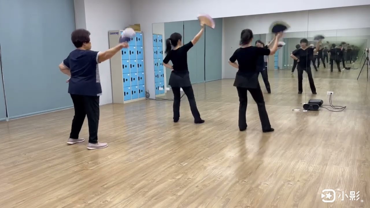 陪媽媽跳舞系列-8 南屏晚鐘 #樂齡律動#扇子#經典老歌