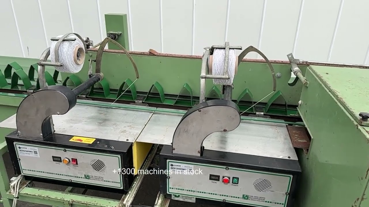 Bercomex flower processing machine with 3 binders and collection conveyor