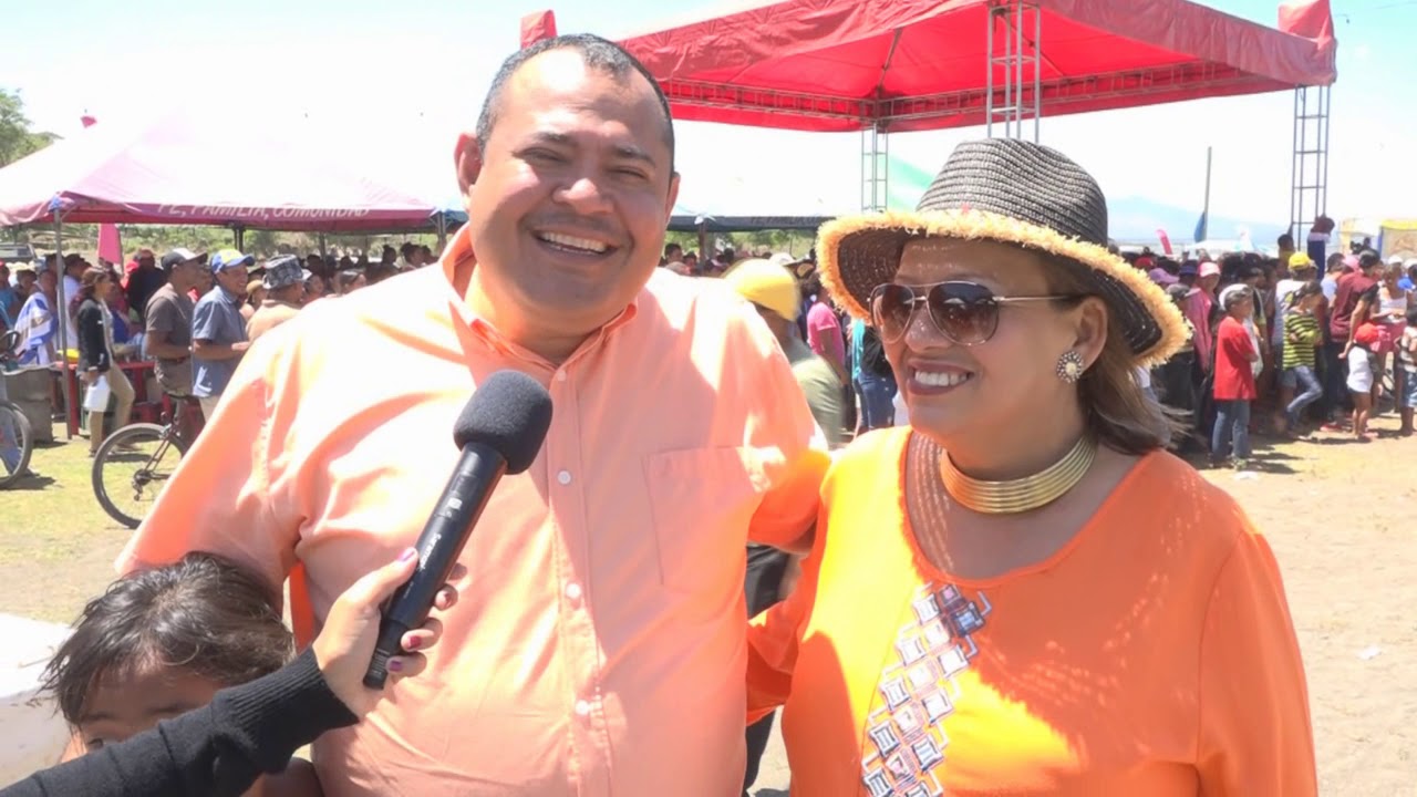 Show bailable del Rey del Chinamo Gustavo Leytón y sus bailarinas en Playa El Recreo