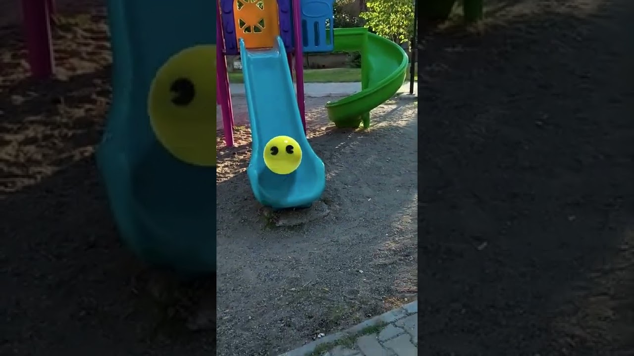Pacman in the park - Real life special effects I 3d animation 
