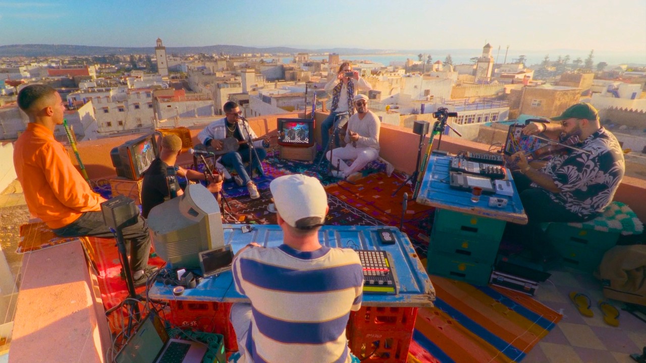 SAMIFATI & TRANSE GNAWA EXPRESS - Stah Live Session