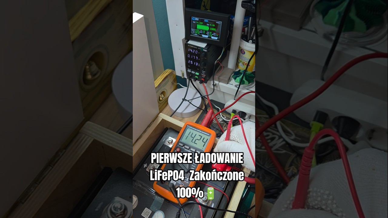 Pierwsze ładowanie LiFePO4 320Ah 🔋 14.2V