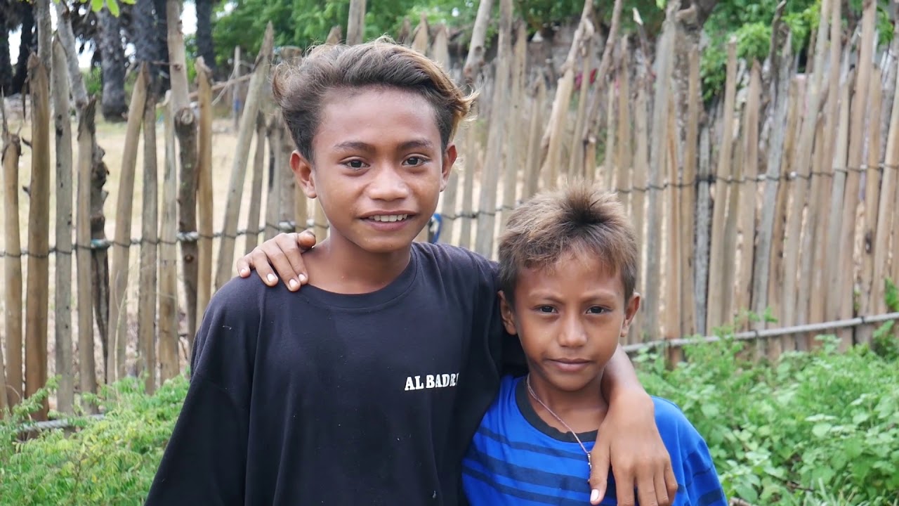 Kehidupan di pulau salura...