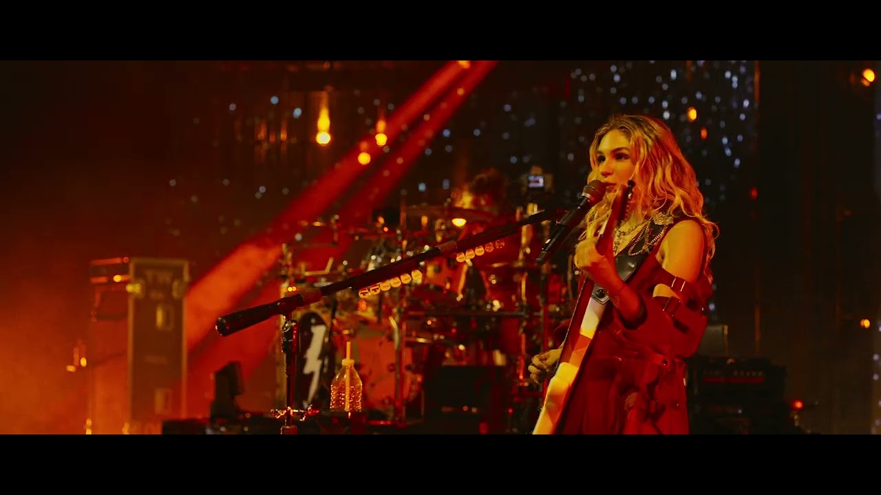 The Warning - Automatic Sun (Live From Auditorio Nacional, CDMX)