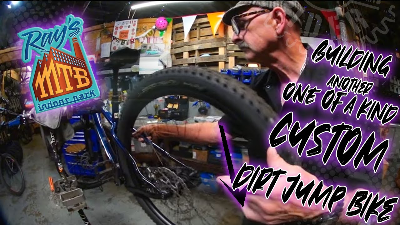 Строим еще один уникальный кастомный дёрт-джампер @RaysBikePark!