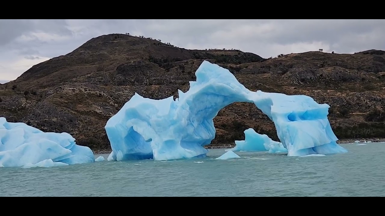 20250116 150136　スペガッティーニ氷河　氷山
