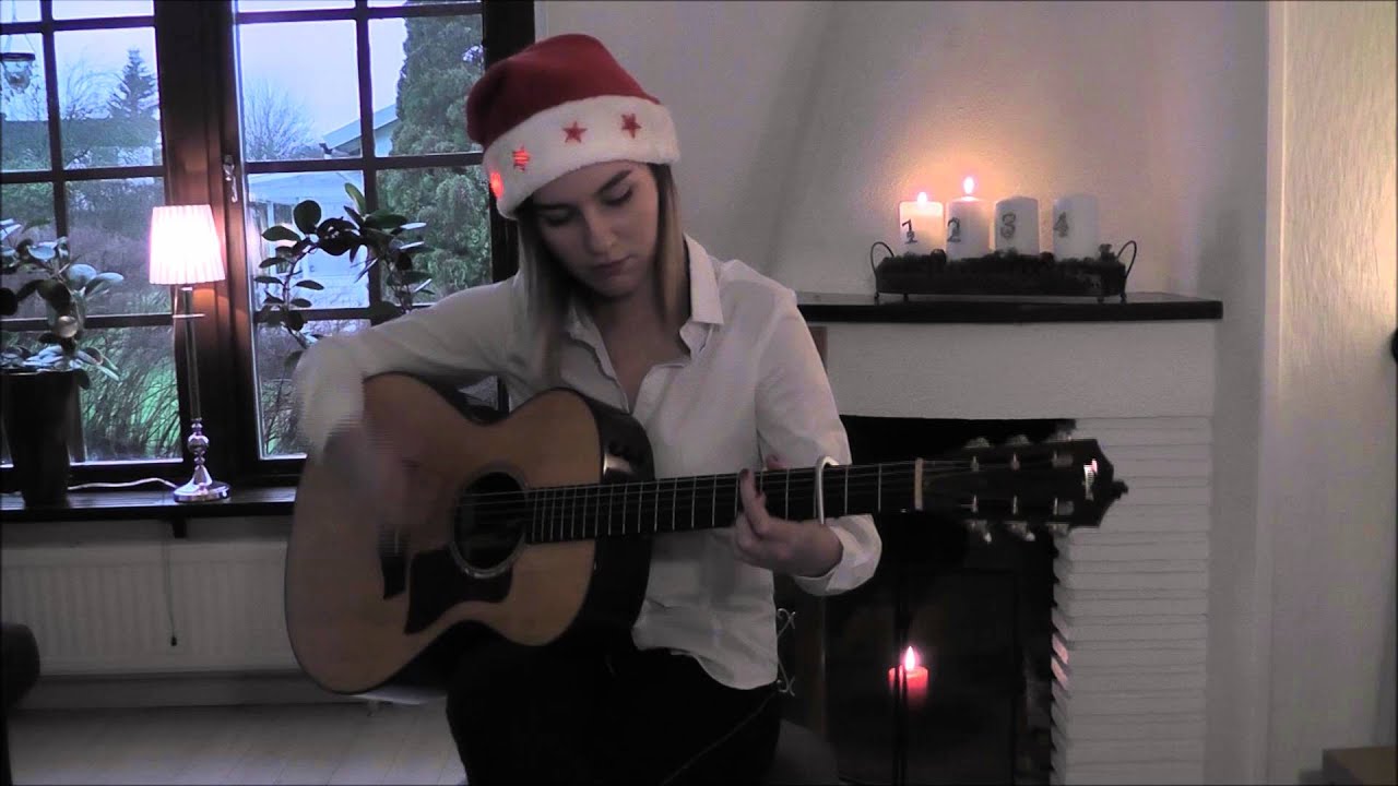 Santa Claus Is Coming To Town - Gabriella Quevedo
