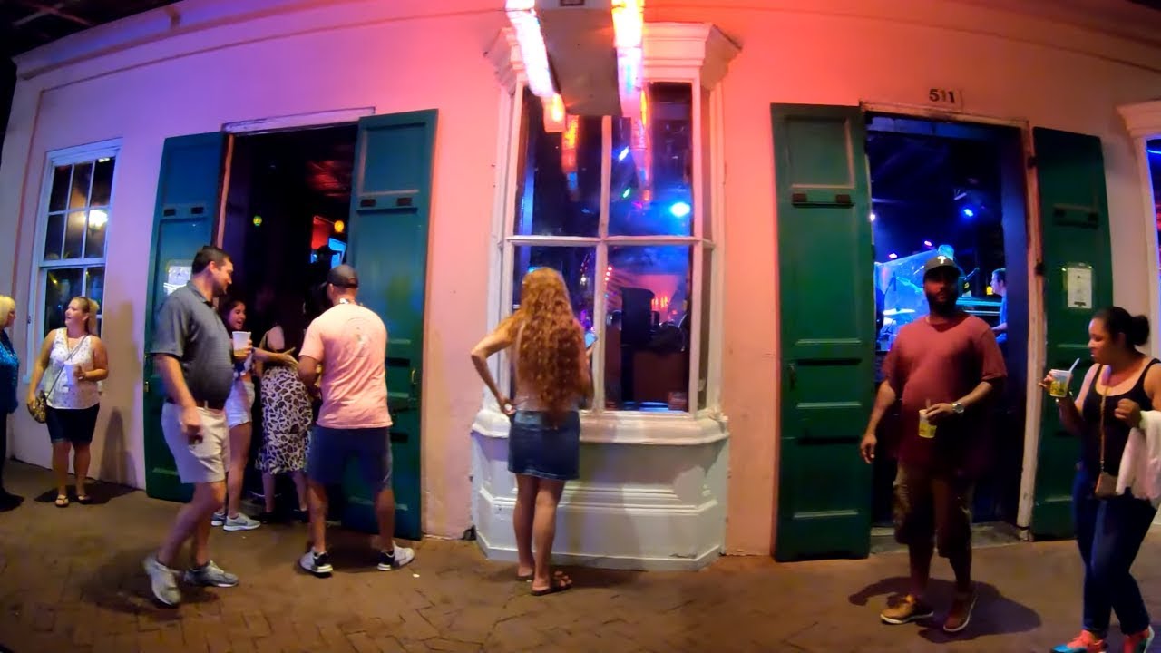 ⁴ᴷ⁶⁰ Walking New Orleans (Narrated) : Bourbon Street, French Quarter
