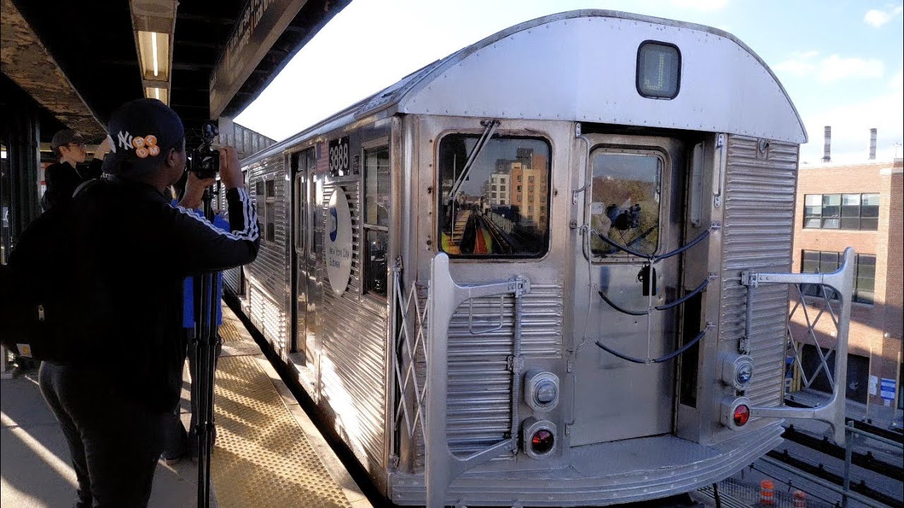 NYC Subway: R32 