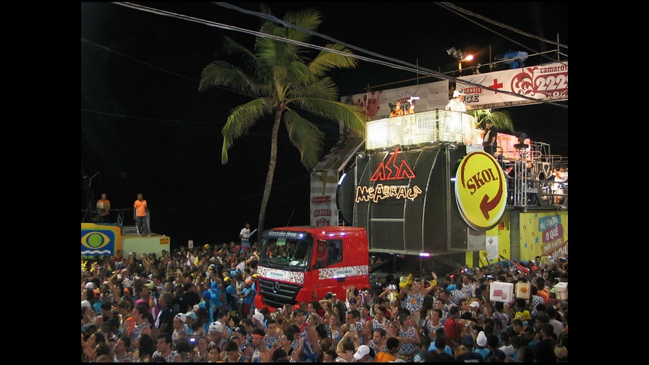 Asa de Águia - Fortal 2011 - Bloco Cerveja e Coco Sexta