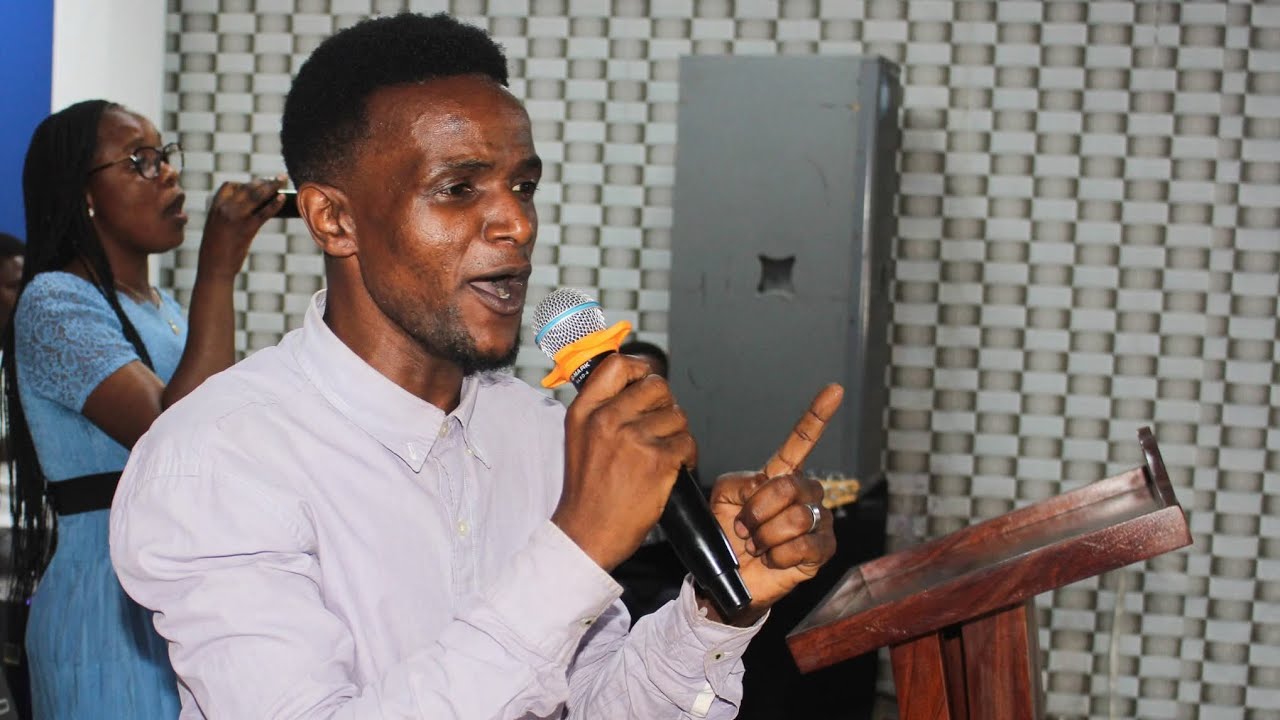 TUKUACHE TUENDE KWA NANI WAKATI KWAKO KUNA UZIMA | ZION SINGERS ZAIDI YA WASHINDI 