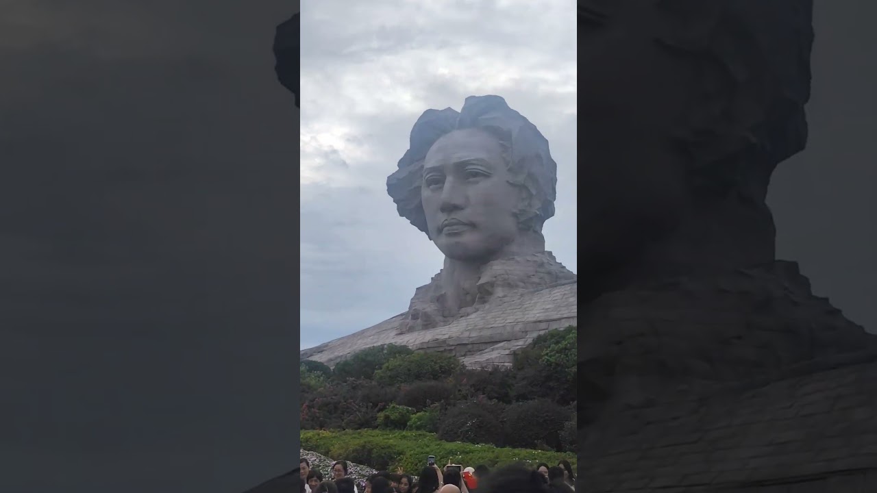 statue of Mao Zedong, Orange Island, Changsha city, Hunan Province, China 🇨🇳