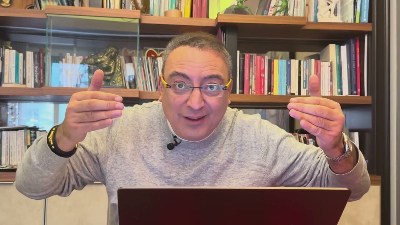 “İnsanlar cahil doğarlar, aptal değil”.
