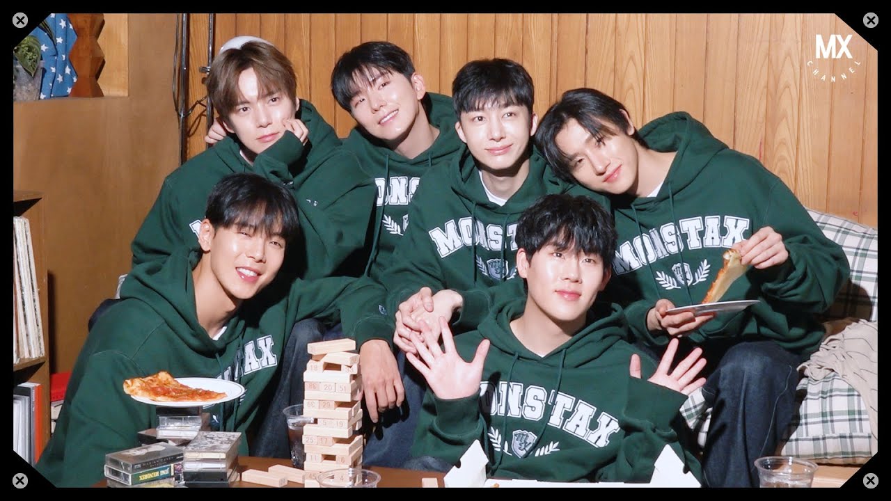 [몬채널][B] EP.448 MONSTA X The 10th Anniversary POP-UP Store '𝑴𝑶𝑵𝑶𝑳𝑶𝑮𝑼𝑬' MD&poster shooting