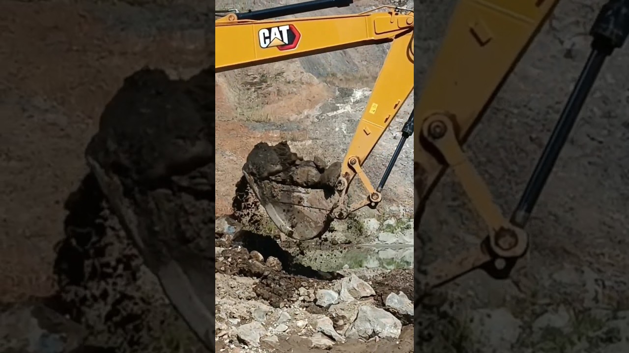 cat 320GX digging #caterpillar #excavatorworking #excavator #loading