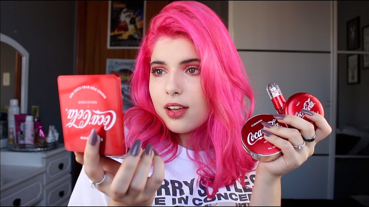 MAKES DA COCA-COLA ????????