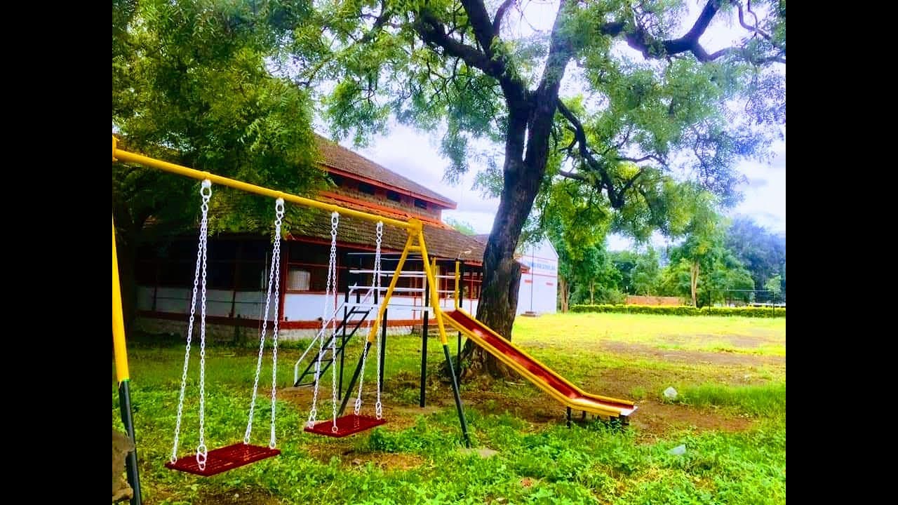 St Thomas High School ,  English Medium ( Nursery to Std Xth )  Nurturing  Children Since 1968