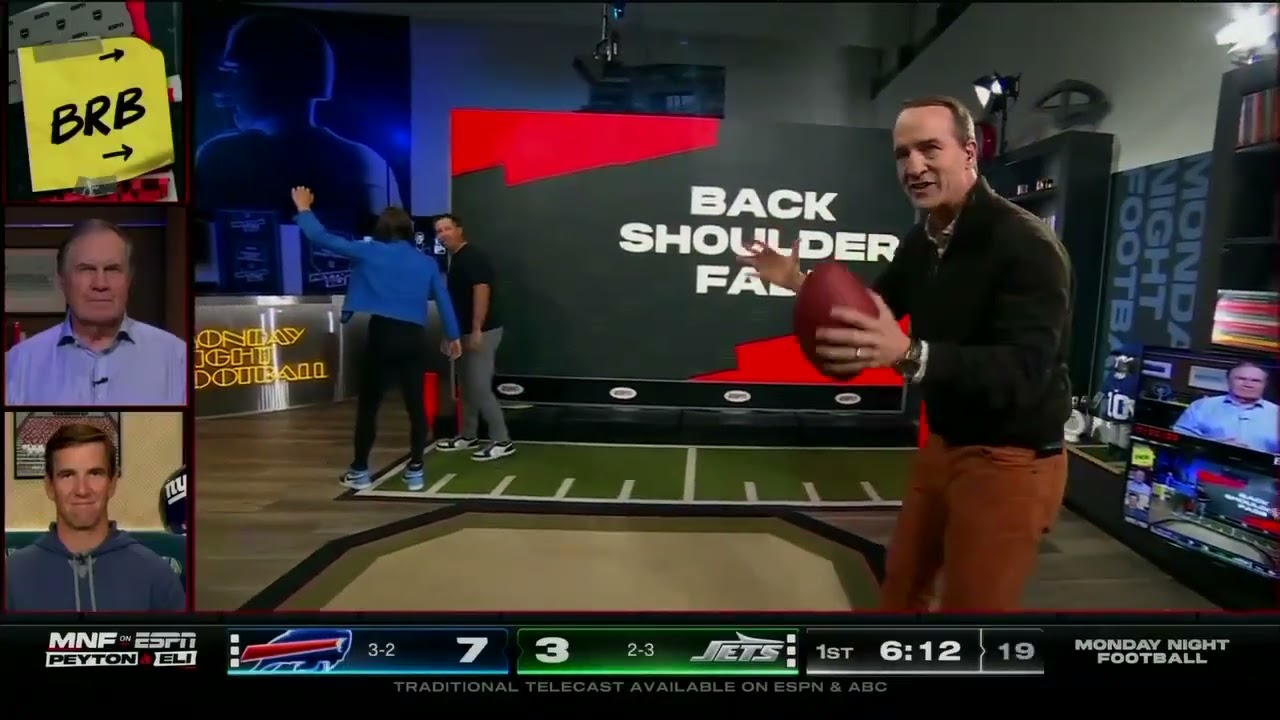 Peyton Manning illustrates the art of the back shoulder fade