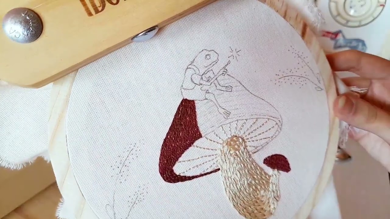 Como bordar um sapinho sentado em cima de um cogumelo