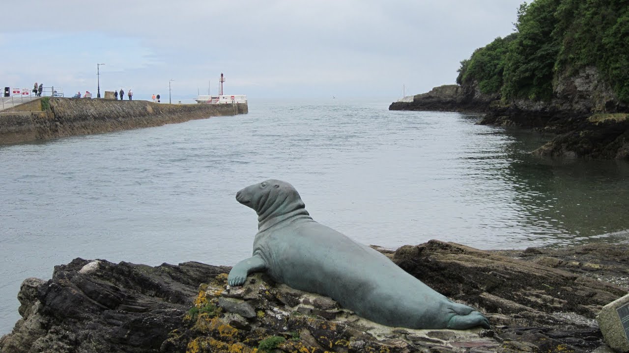 Looe Talland Bay River Coastal Walk Scenery - Cornwall Walks - Tour England Walking Holidays UK