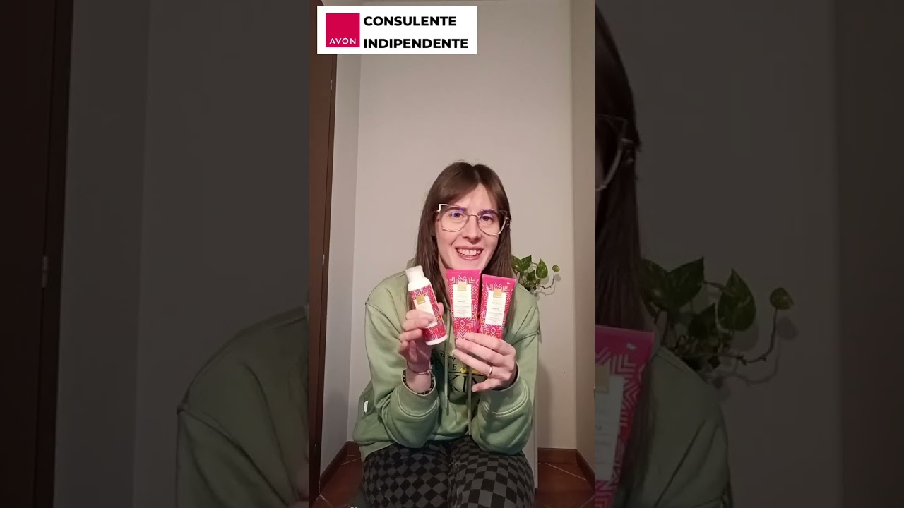 Spacchettamento di Marzo!#beauty #avonitalia #makeup #piedi