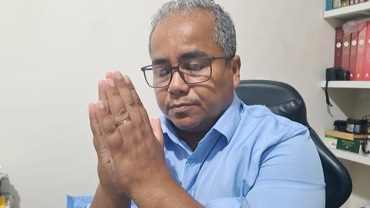 BOMBA! É DEUS QUEM REVELA ALGUÉM COM MEDO DE VOCÊ AGORA