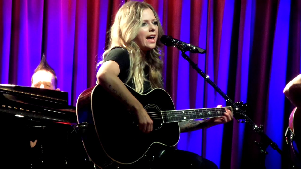 Avril Lavigne - 