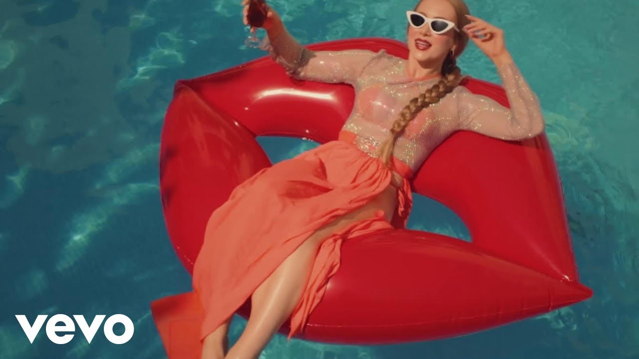 Emilee Lucia - peach iced tea (Official Music Video)