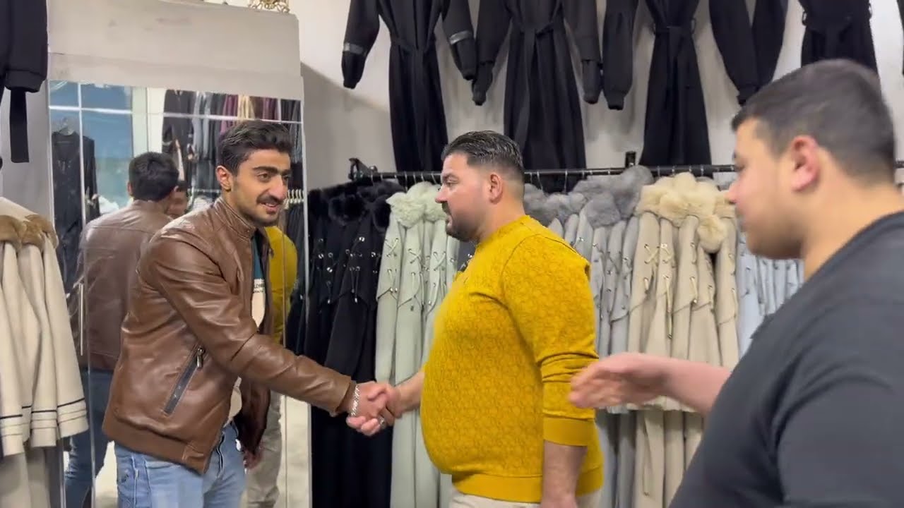 لما تزور أسواق المدينة وتلاقي كلو عروض😍😱