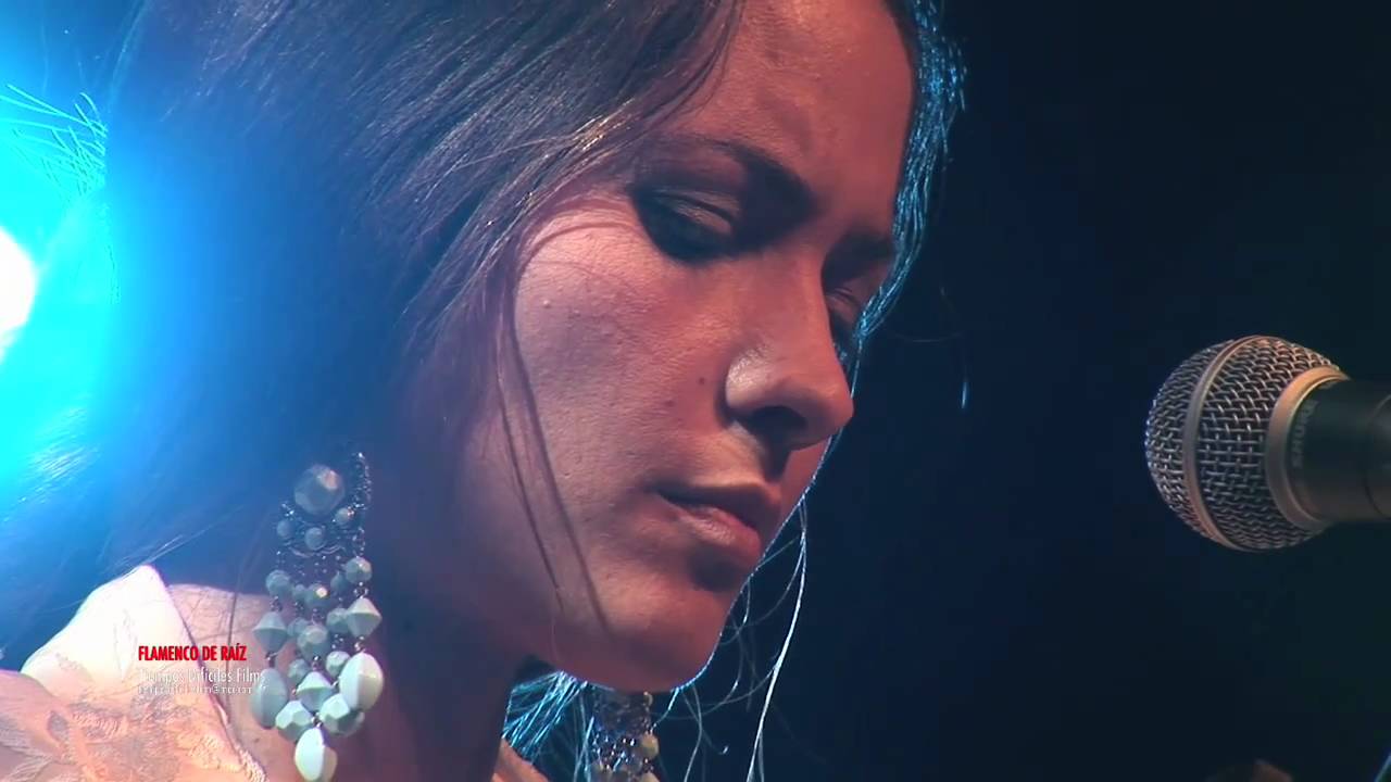 Silla de Oro '10 Premio a Isabel Guerrero - Flamenco from The Roots Collection