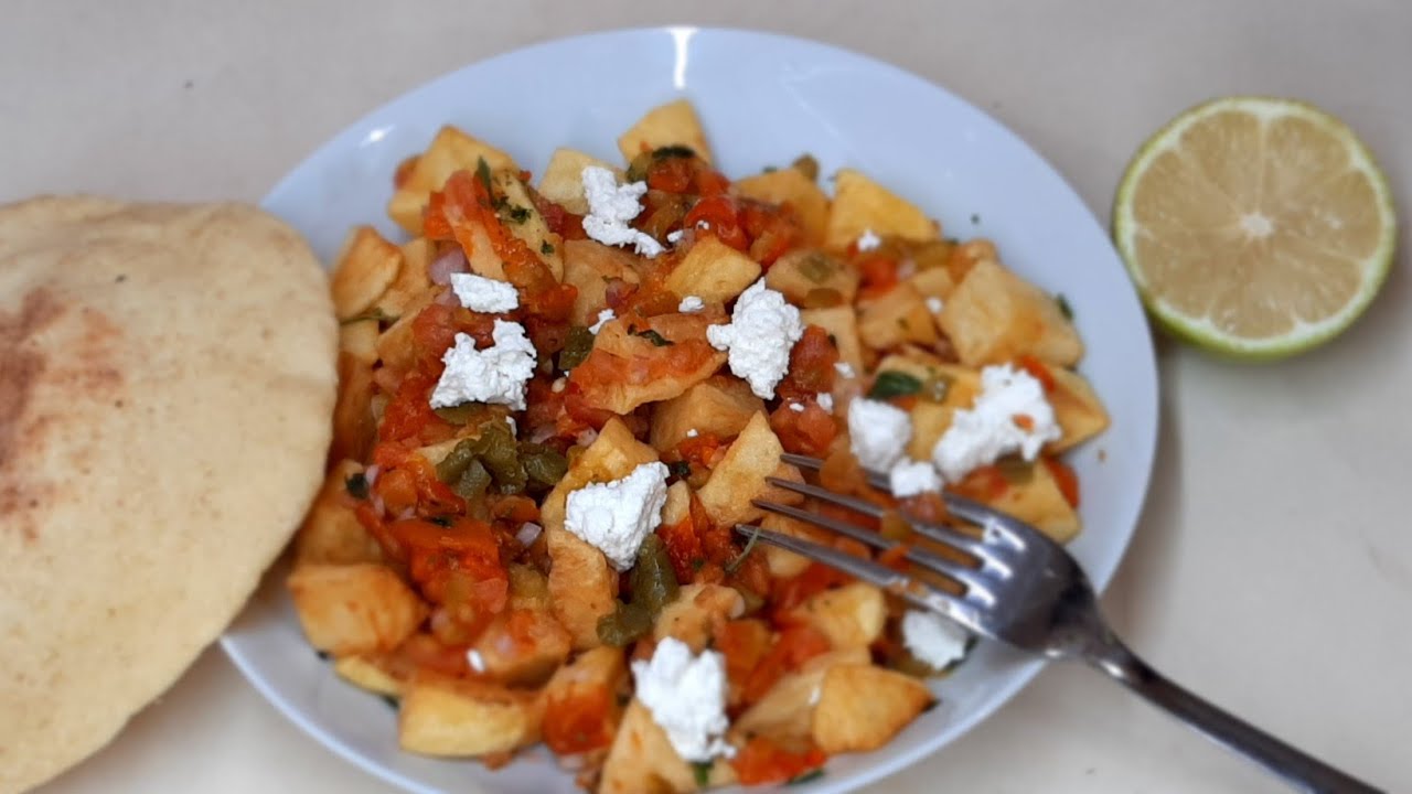 سلطة البطاطس و الفلفل المشوي/salade de pommes de terre  et poivrons grillés/