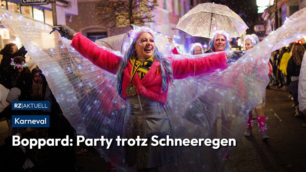 Tausende besuchen Abendumzug in Boppard