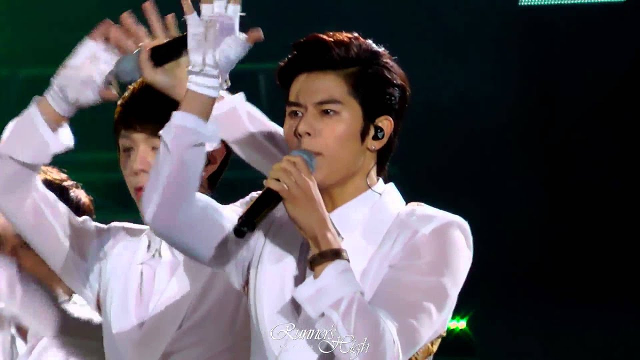 [Fancam]130901 ZE:A Dongjun - 바람의 유령 (Incheon Korean Music Wave 2013)