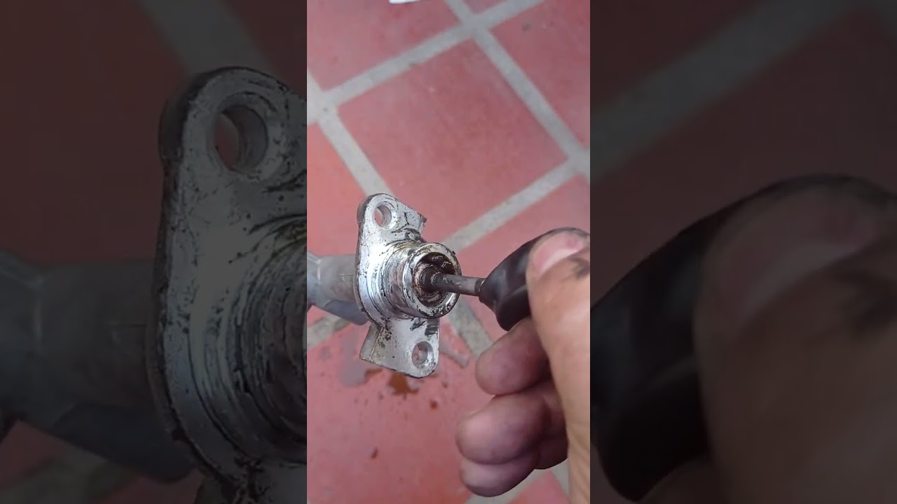 cómo cambiar sellos a una bomba superior de caja Chevrolet aveo
