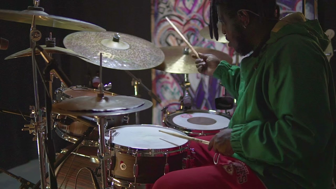 SE Electronics mics and Barton Beech drums