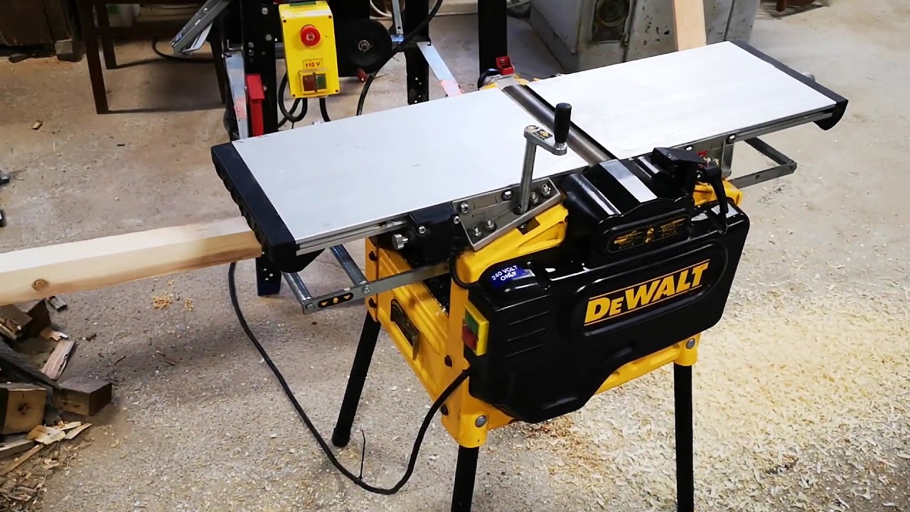Dewalt D2730
