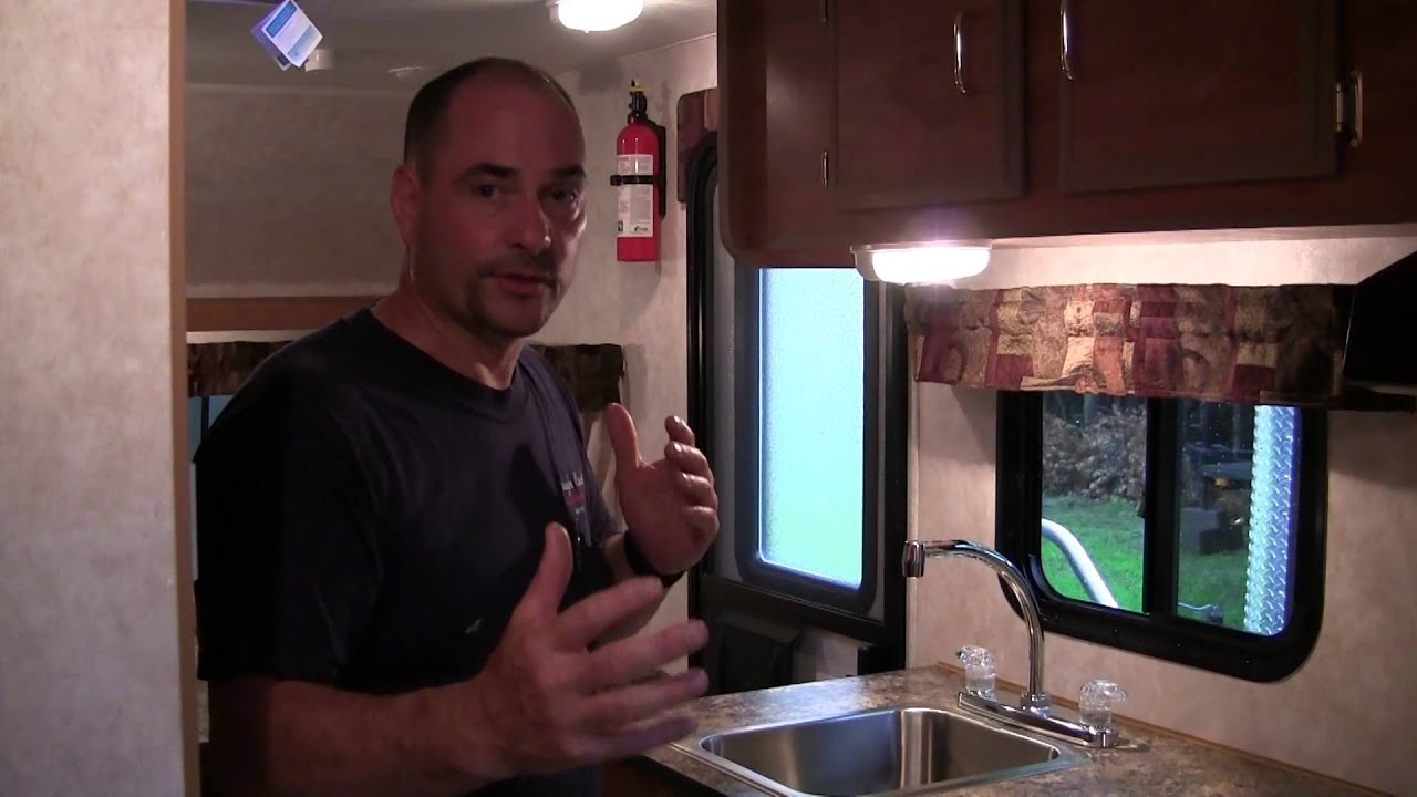 Taylor Coach 19' Big Bath with double 54