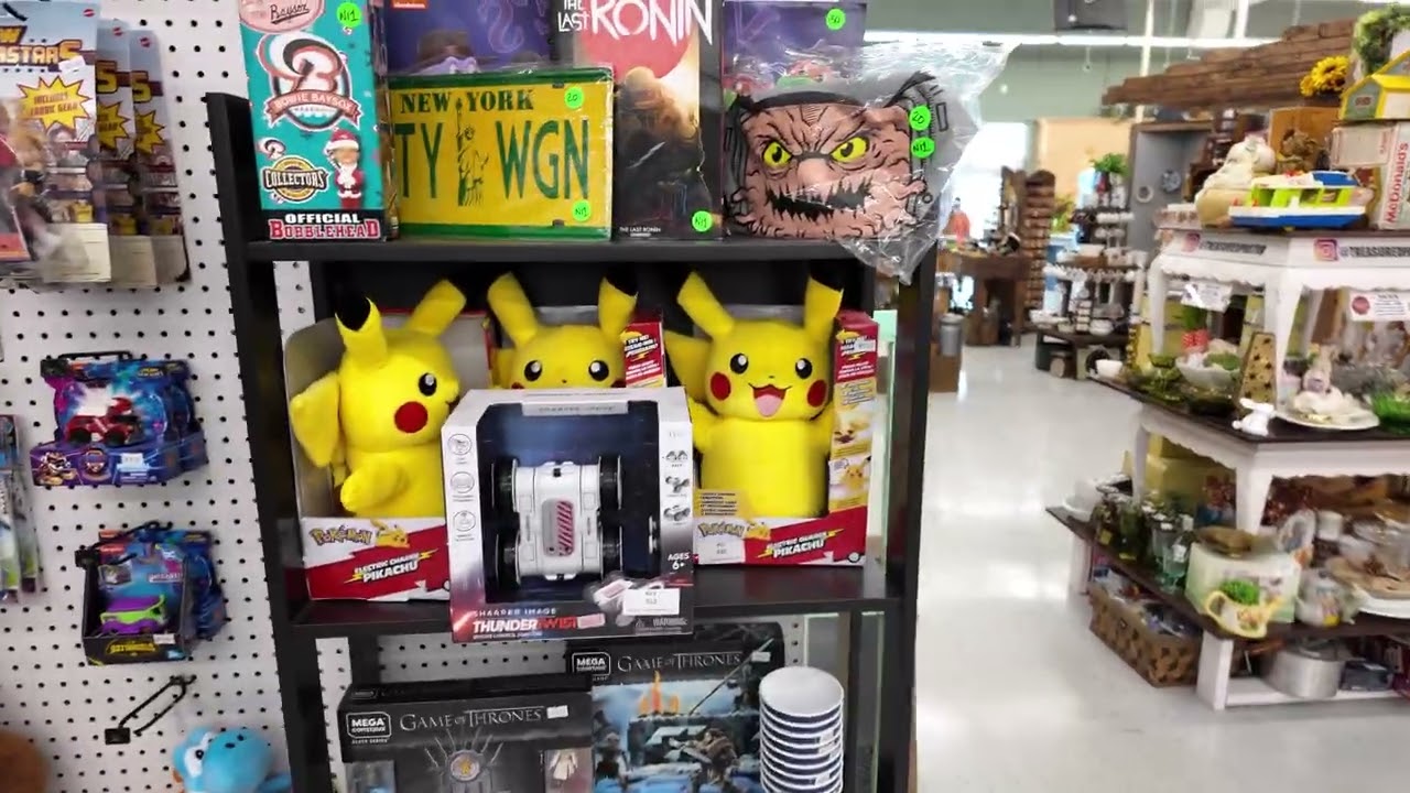 Weekly booth restock/update at VA Vintage