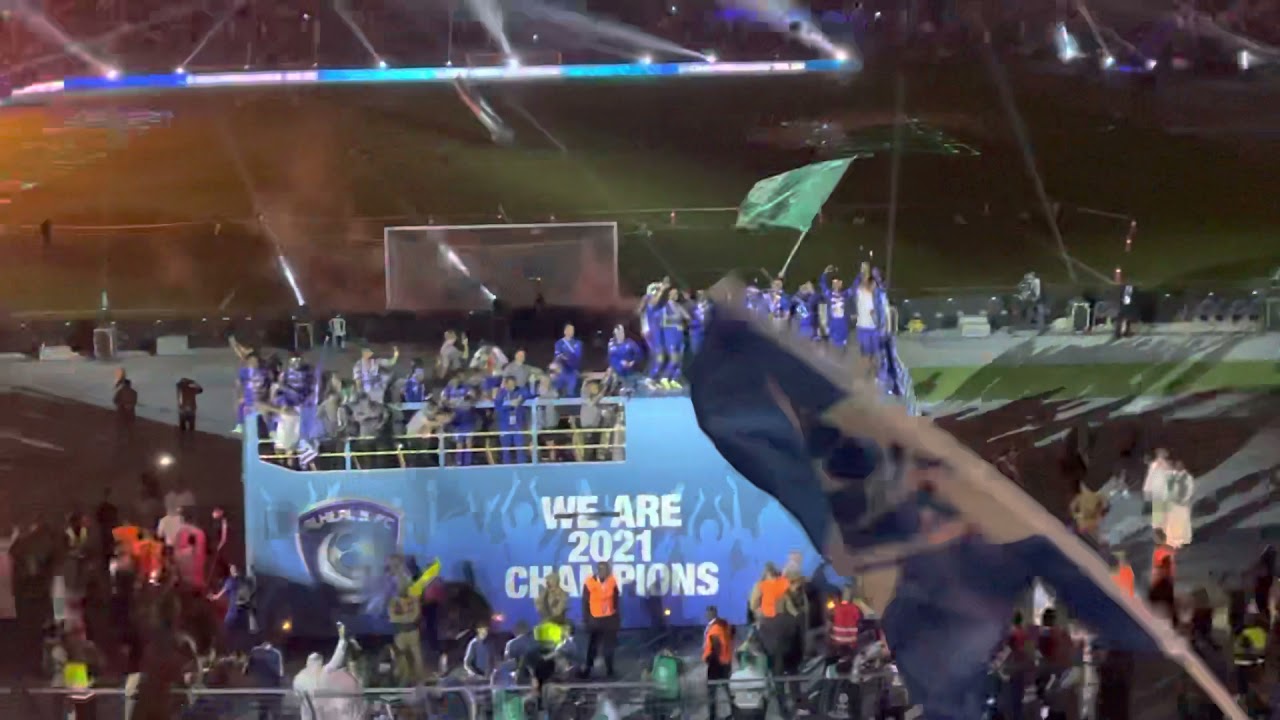 احتفال الهلال الباص المكشوف آسيا٢٠٢١