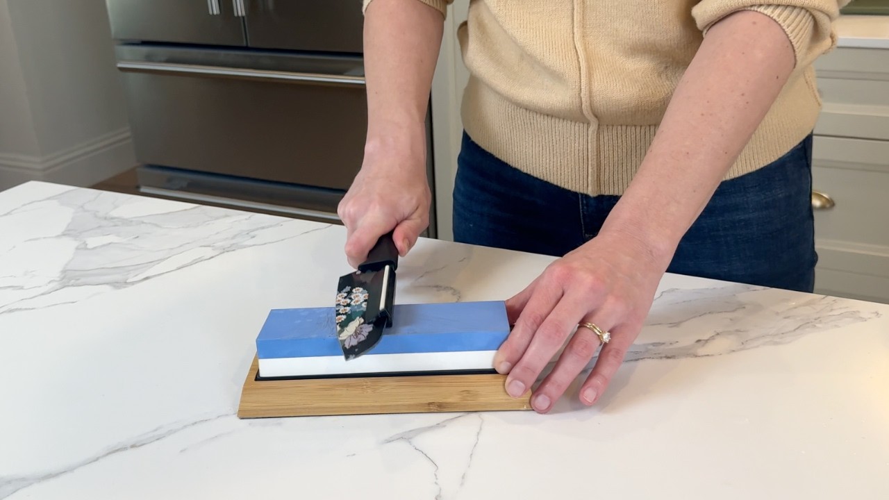 Sharp Pebble Whetstone Review | Knife Sharpening System Tested
