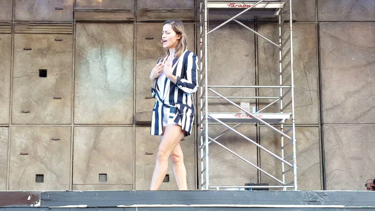 Notre dame de paris Lola Ponce sound check backstage Verona 1 settembre 2016
