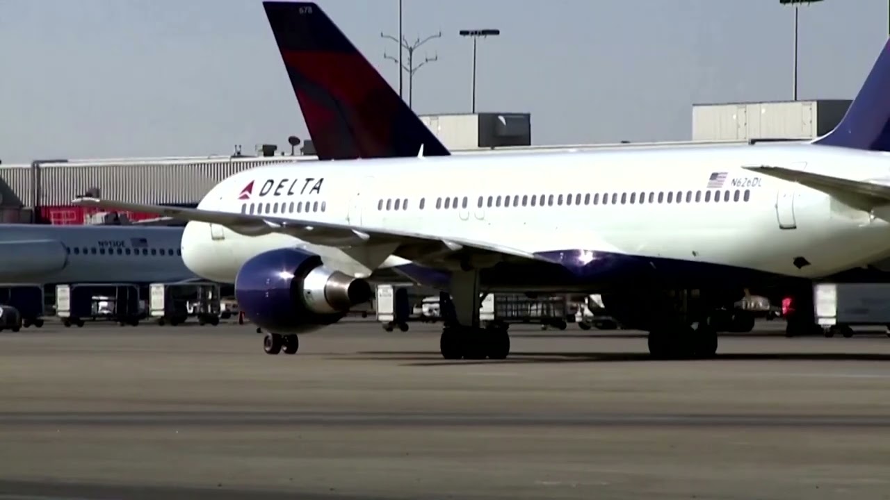 Airline stocks set for best month in two years